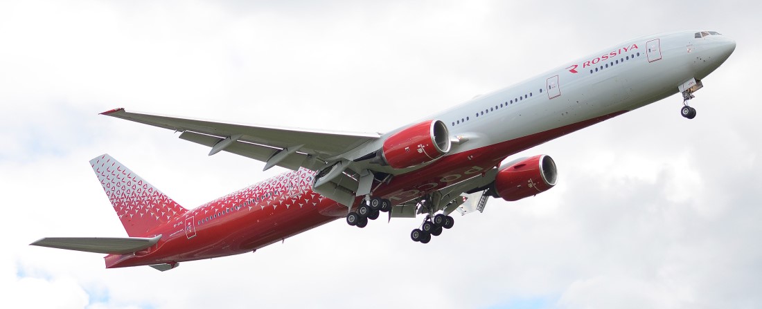 Boeing 777 авиакомпнии «Россия» в воздухе