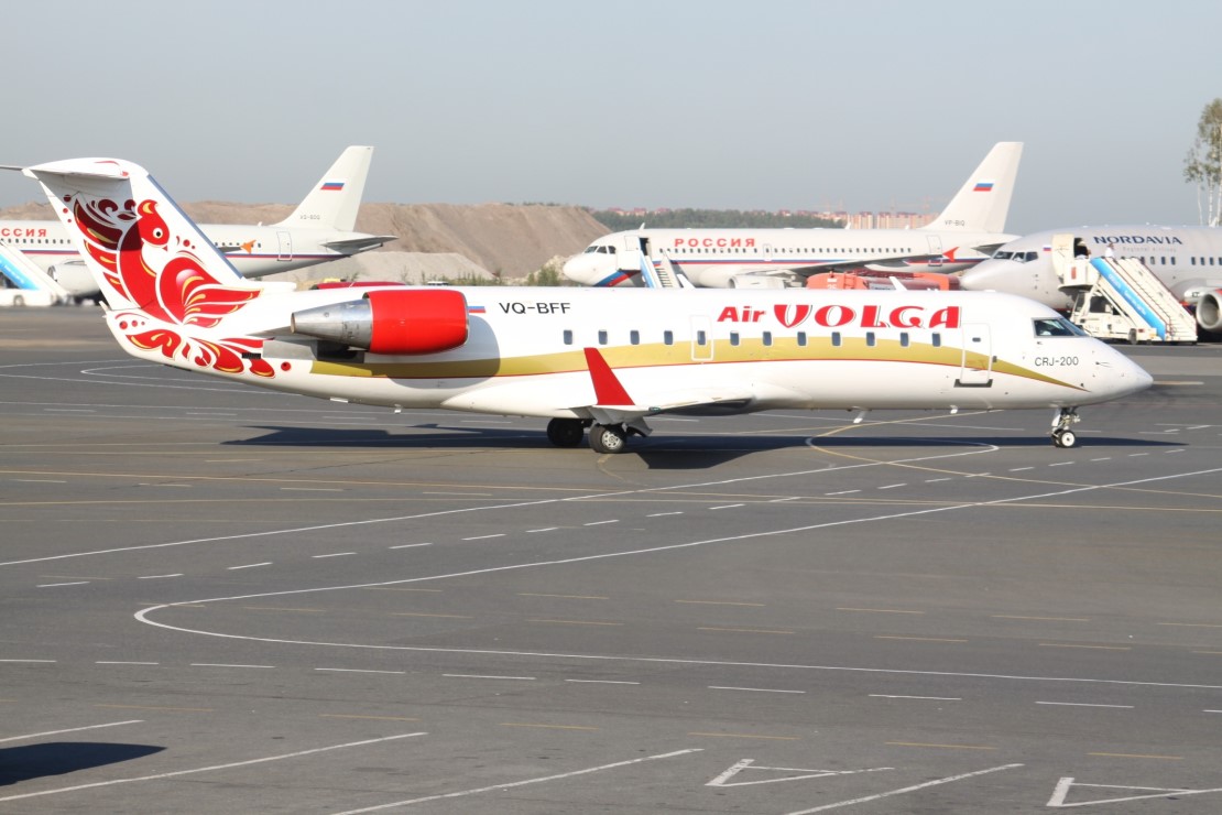 CRJ-200 авиакомпании Air Volga VQ-BFF в аэропорту Пулково (Санкт-Петербург).