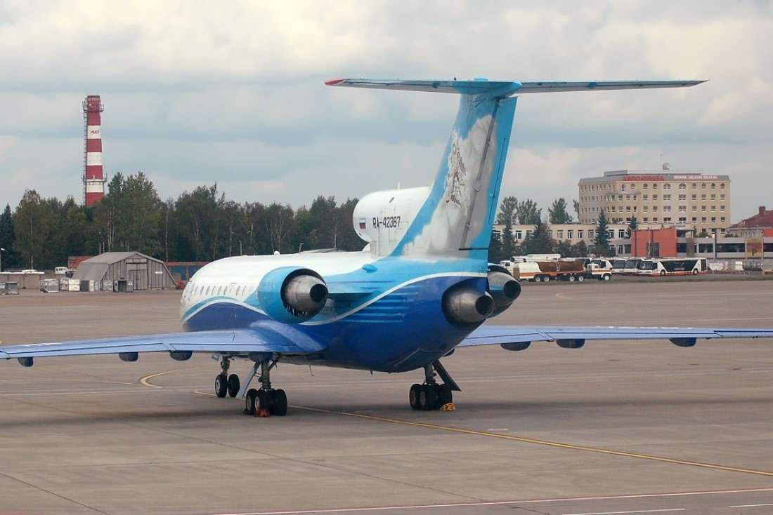 Фото ЯК-42 специально для этой статьи